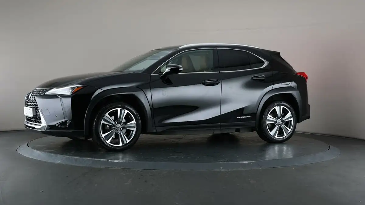 2021-lexus-ux-300e-e-ux-big-41