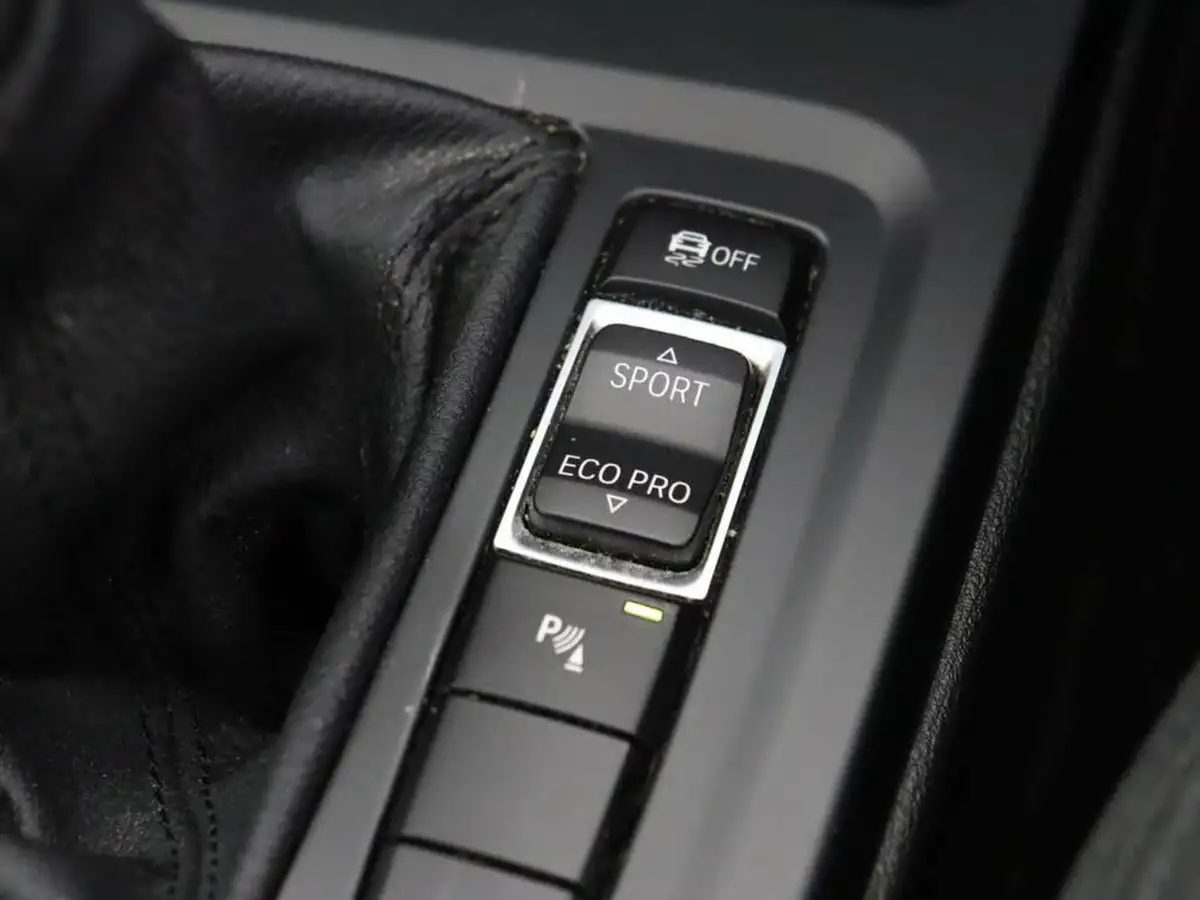 2020-bmw-x1-15-sdrive18i-se-big-30