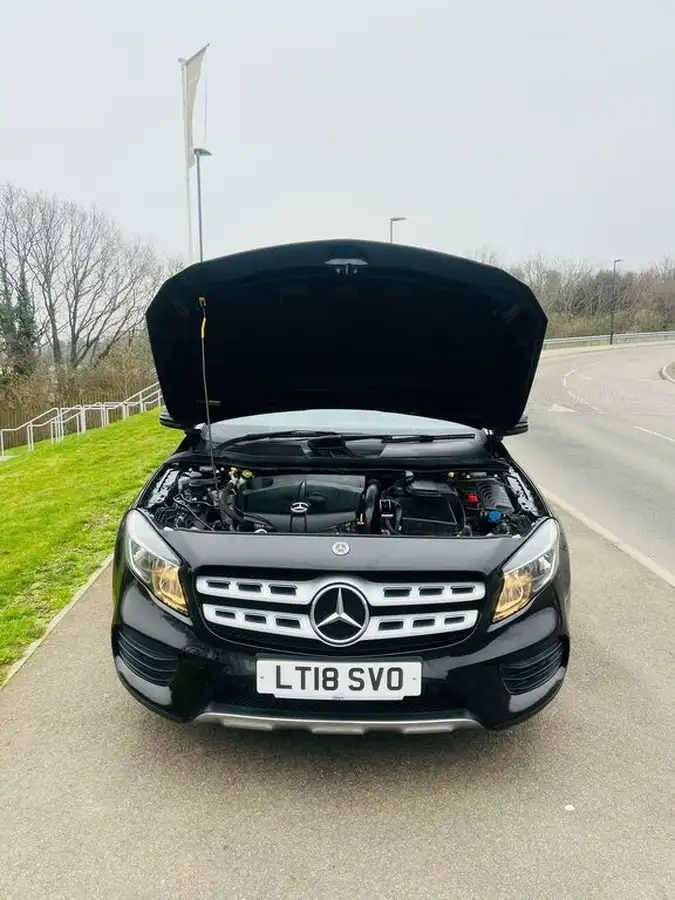 2018-mercedes-benz-gla-class-21d-gla-200d-amg-line-134bhp-ss-7g-dct-big-28