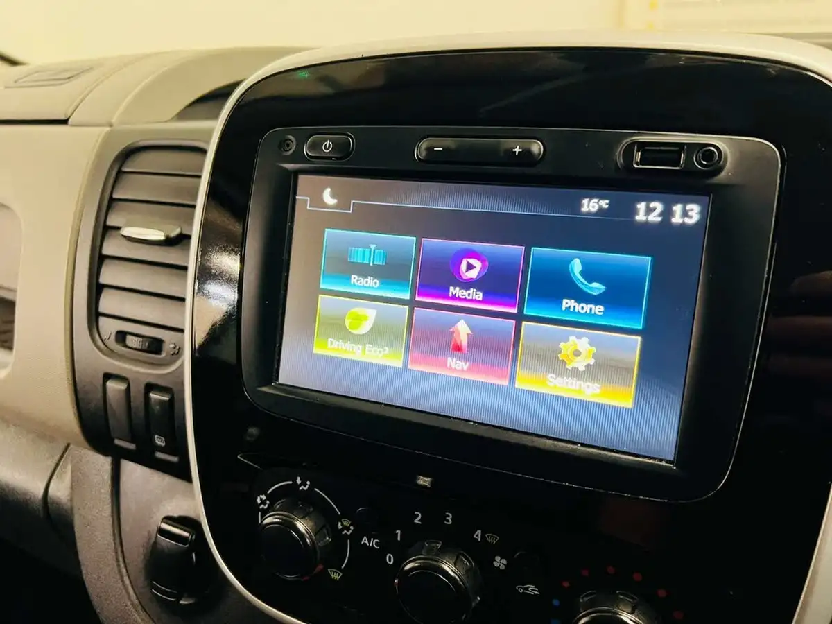 2019-renault-trafic-16dci-sl27-125-sport-nav-energy-125-e6-panel-van-big-20