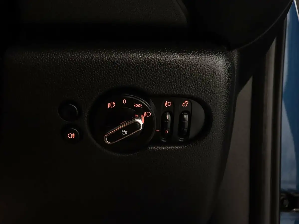 2021-mini-cooper-15-cooper-classic-hatchback-5d-auto-big-26