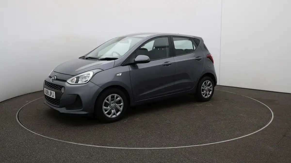 2019-hyundai-i10-10-se-67ps-big-57