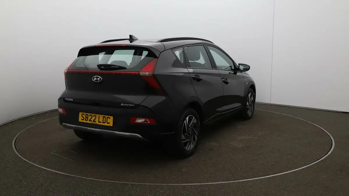 2022-hyundai-bayon-10-t-gdi-se-connect-big-52