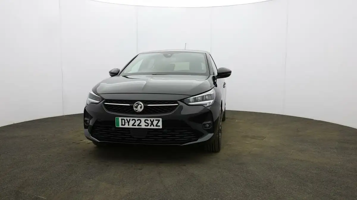 2022-vauxhall-corsa-e-sri-premium-big-1