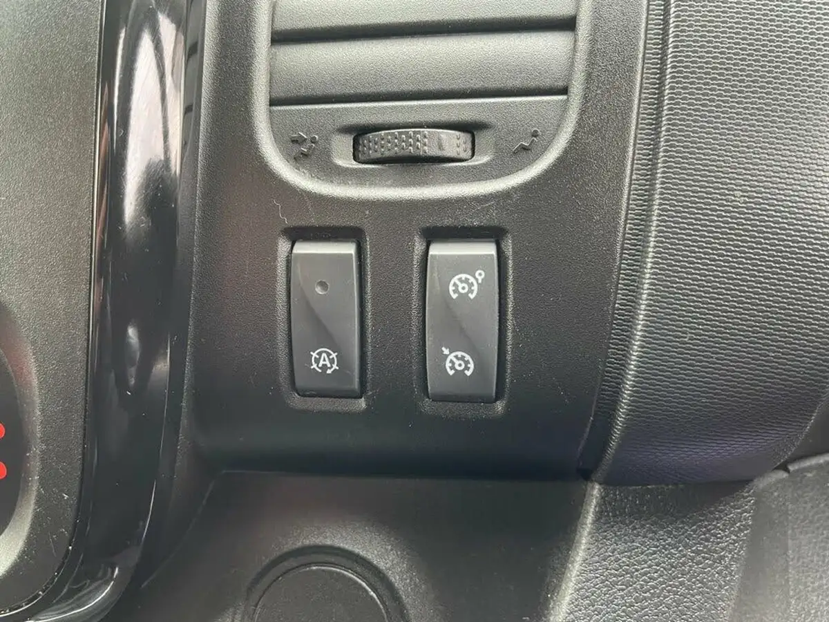 2018-vauxhall-vivaro-16cdti-2700-l1h1-125pseu6-biturbo-ss-ecotec-big-20