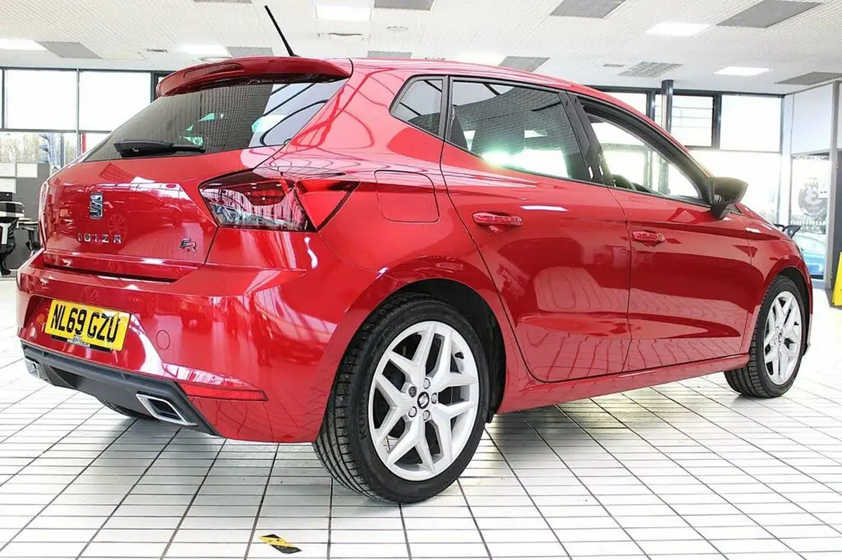 2019-seat-ibiza-10-mpi-fr-big-6