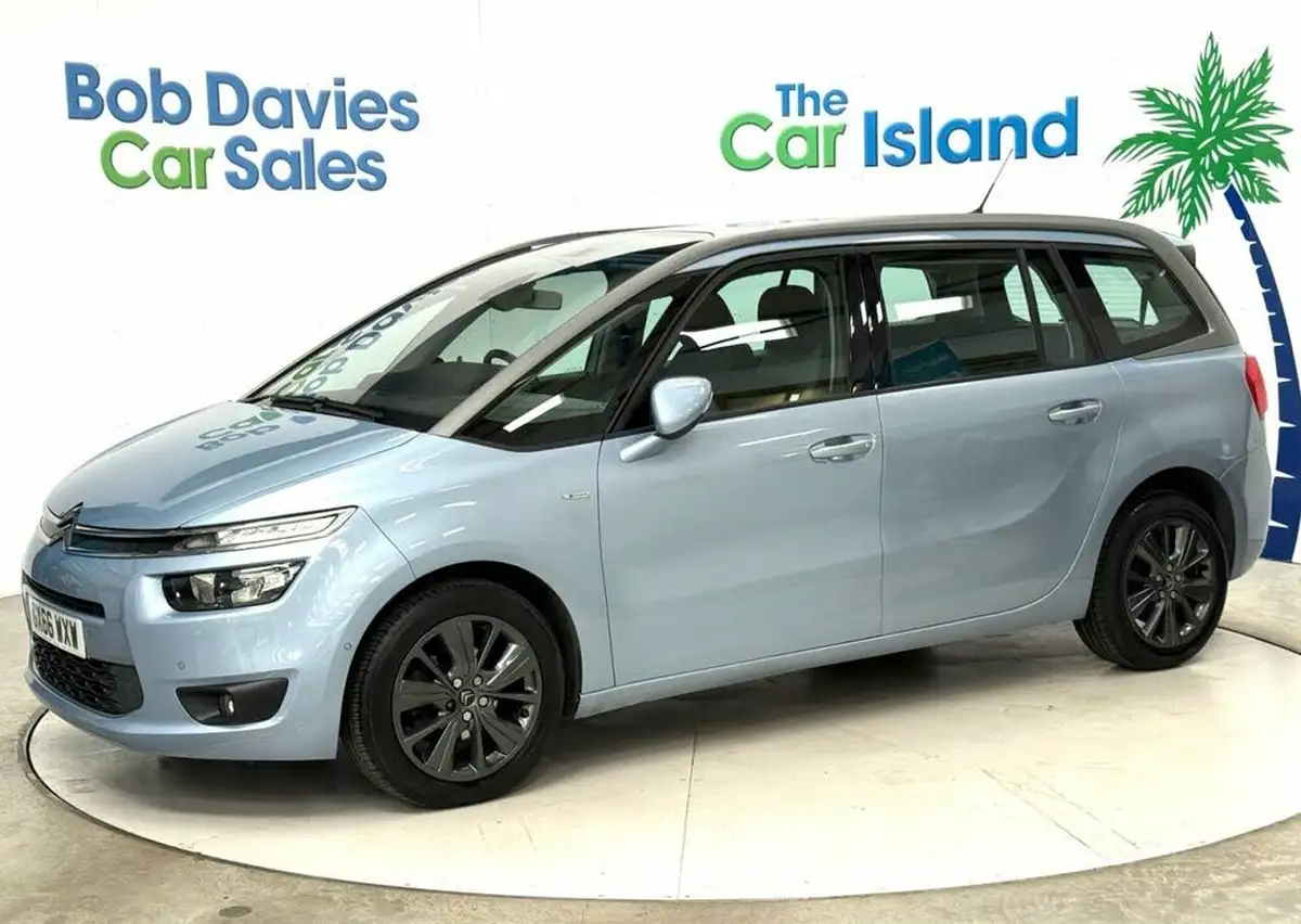 2016-citroen-grand-c4-picasso-16bluehdi-exclusive-eat6-big-4