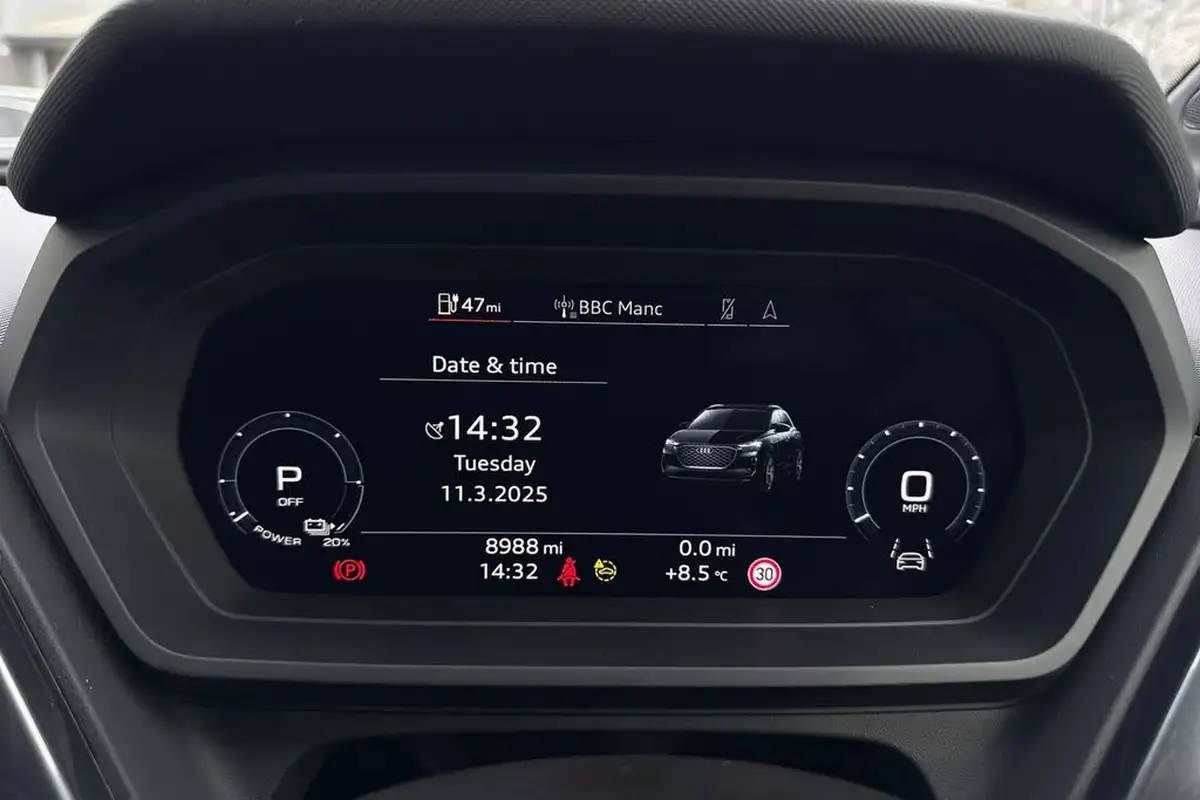 2024-audi-q4-e-tron-45e-black-edition-sportback-auto-big-29