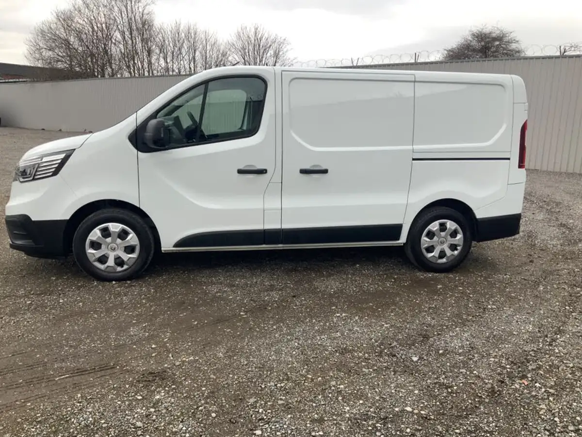 2023-renault-trafic-20dci-sl30-130-advance-eu6d-big-3