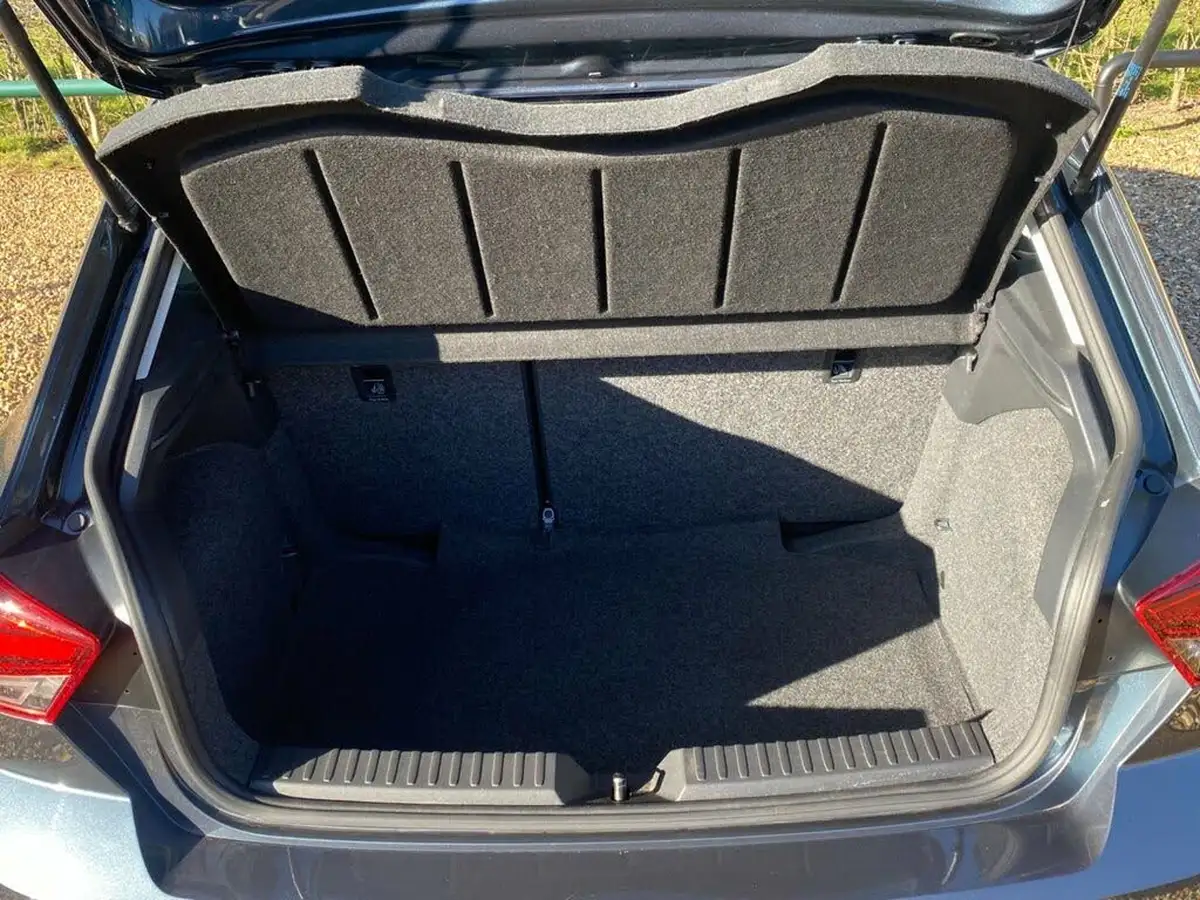 2019-seat-ibiza-10-mpi-fr-big-14