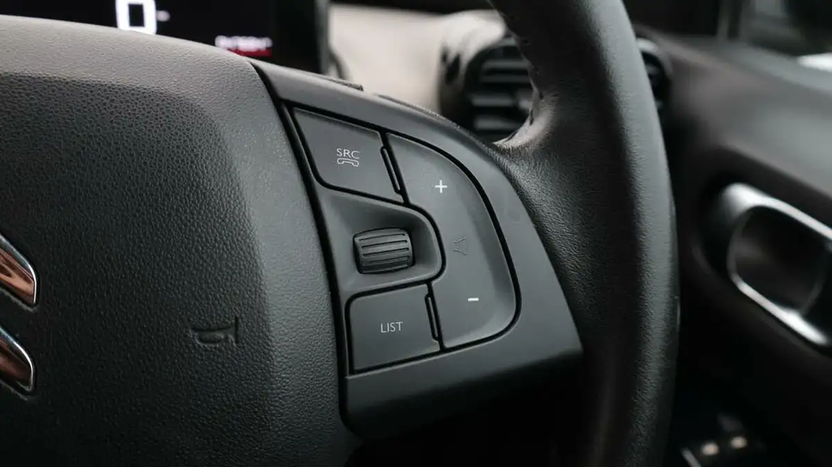 2020-citroen-c4-cactus-12-puretech-flair-110ps-big-23