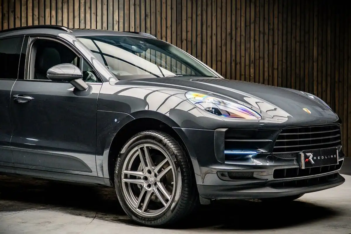 2020-porsche-macan-30-v6-s-big-9