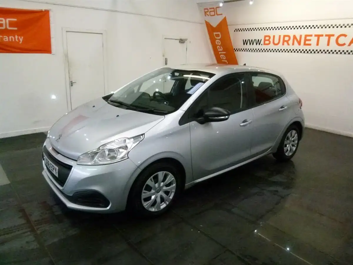 2017-peugeot-208-16bluehdi-access-ac-5d-big-10