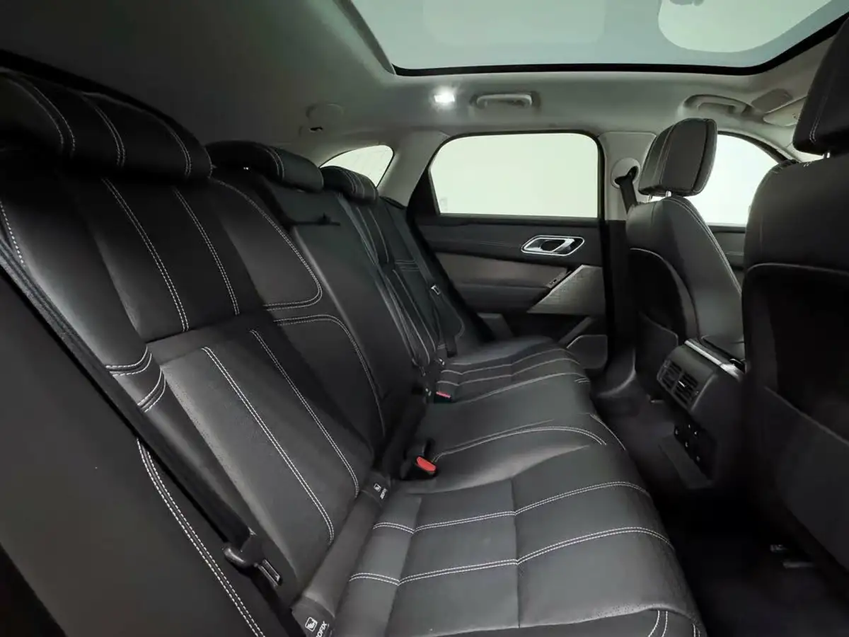 2018-land-rover-range-rover-velar-big-51