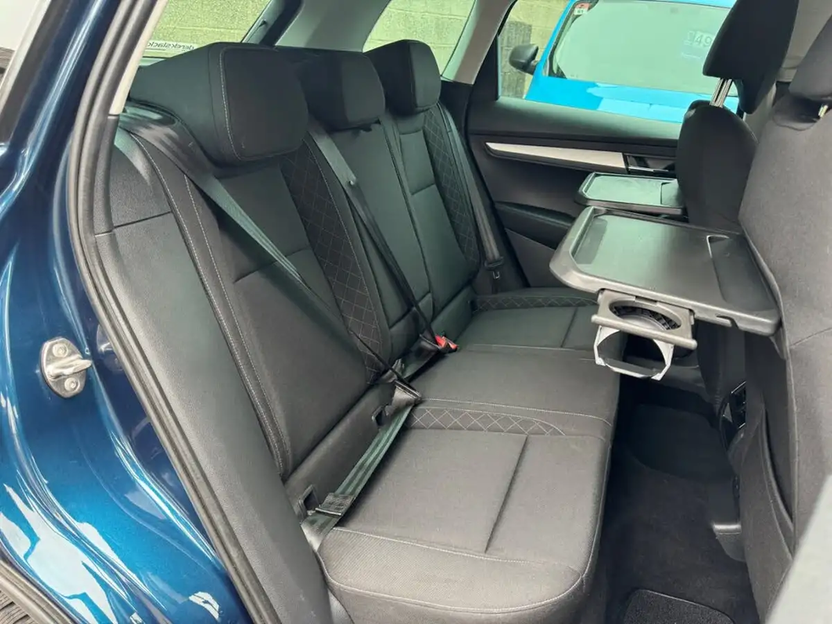 2018-skoda-karoq-15-tsi-se-technology-act-dsg-big-18