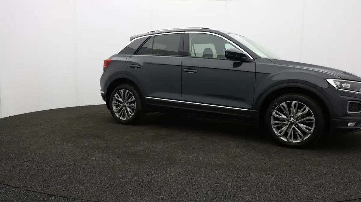 2021-volkswagen-t-roc-20-tsi-sel-big-37