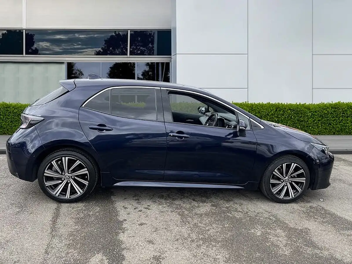 2022-toyota-corolla-18-vvt-i-design-120bhp-trk-hatchback-5d-big-6