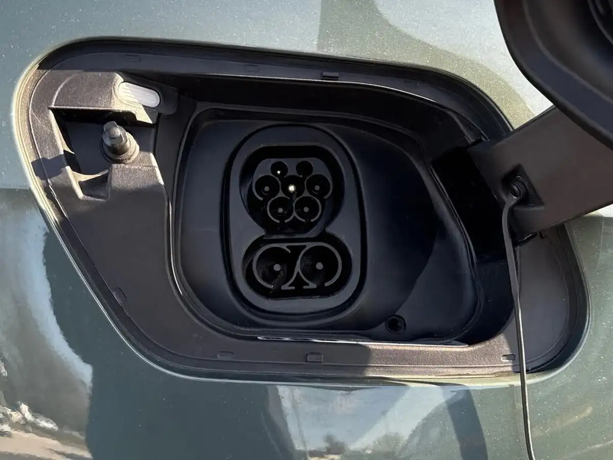 2024-cupra-born-e-vz-big-29