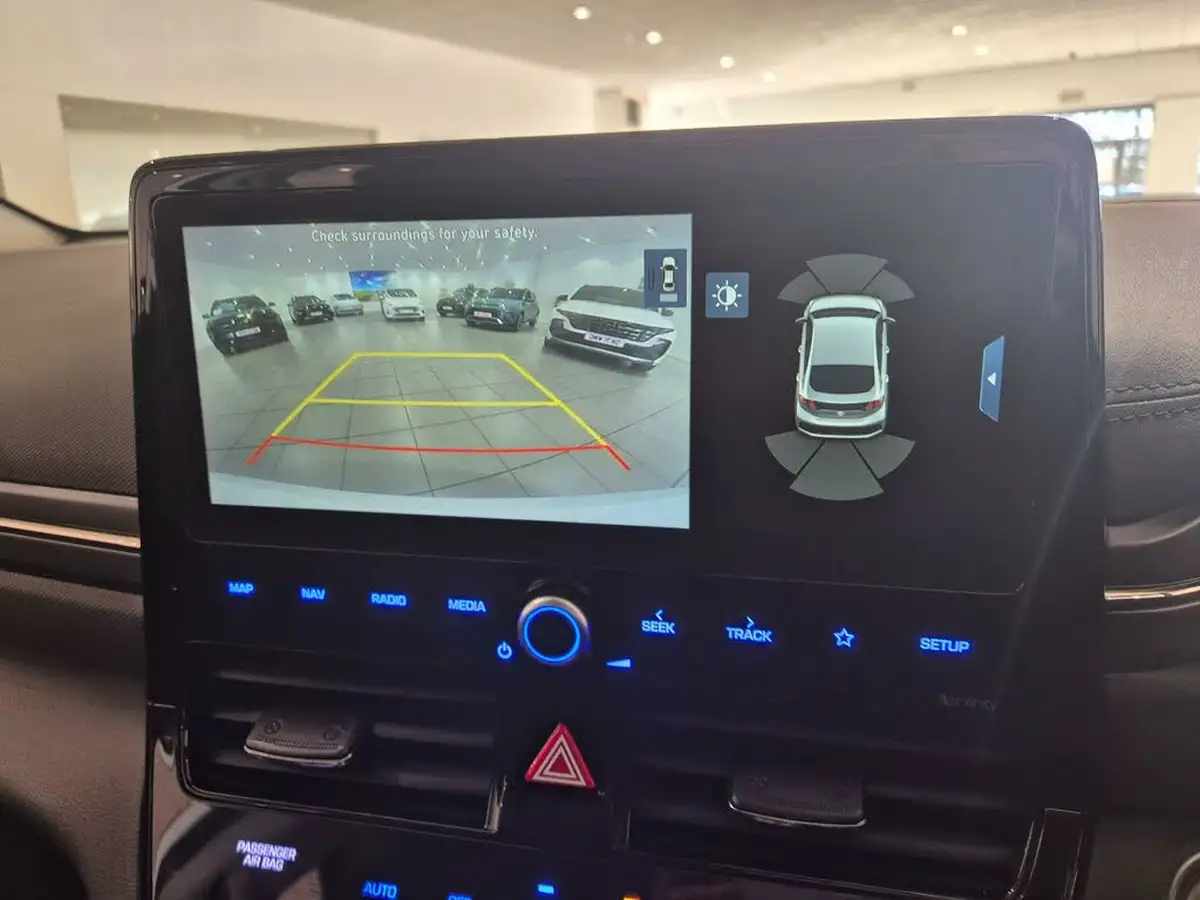 2021-hyundai-ioniq-e-premium-se-electric-100kw-big-43