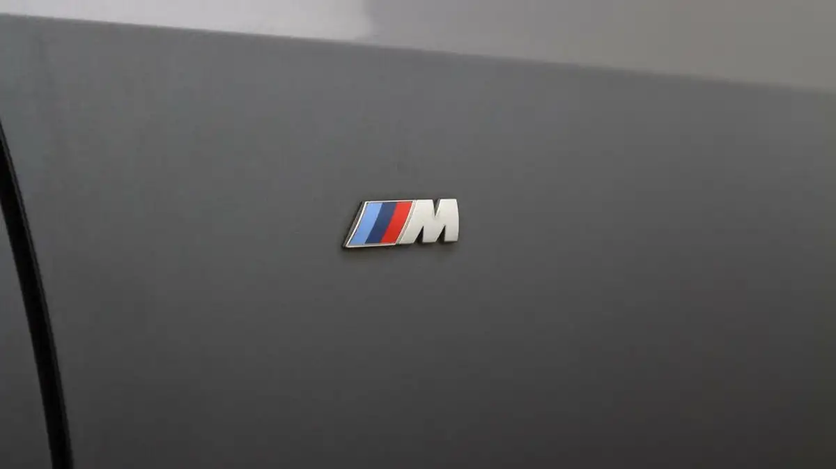 2019-bmw-3-series-20-330e-m-sport-plus-pack-big-22