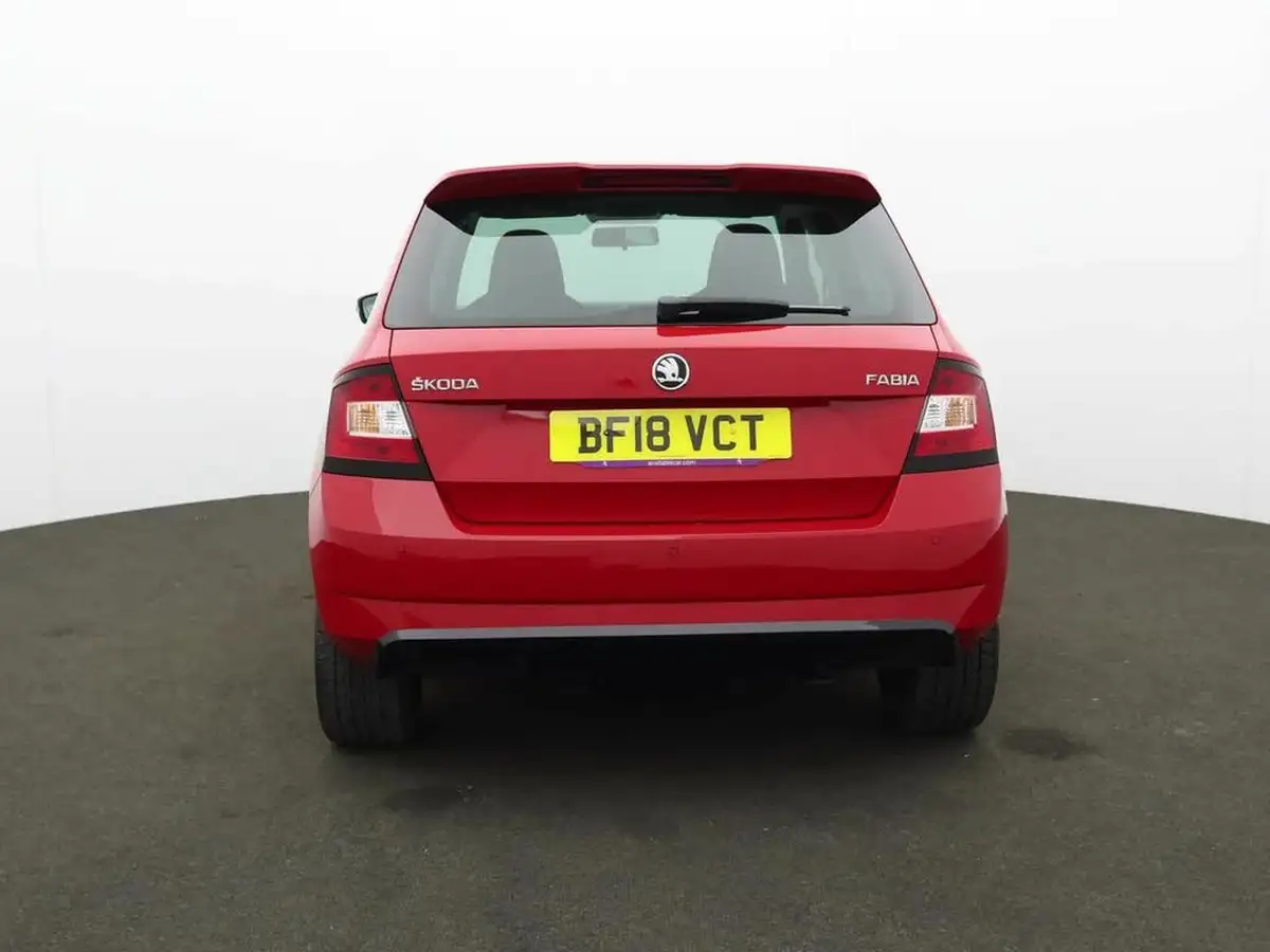 2018-skoda-fabia-10-tsi-monte-carlo-109ps-ss-hatchback-big-3