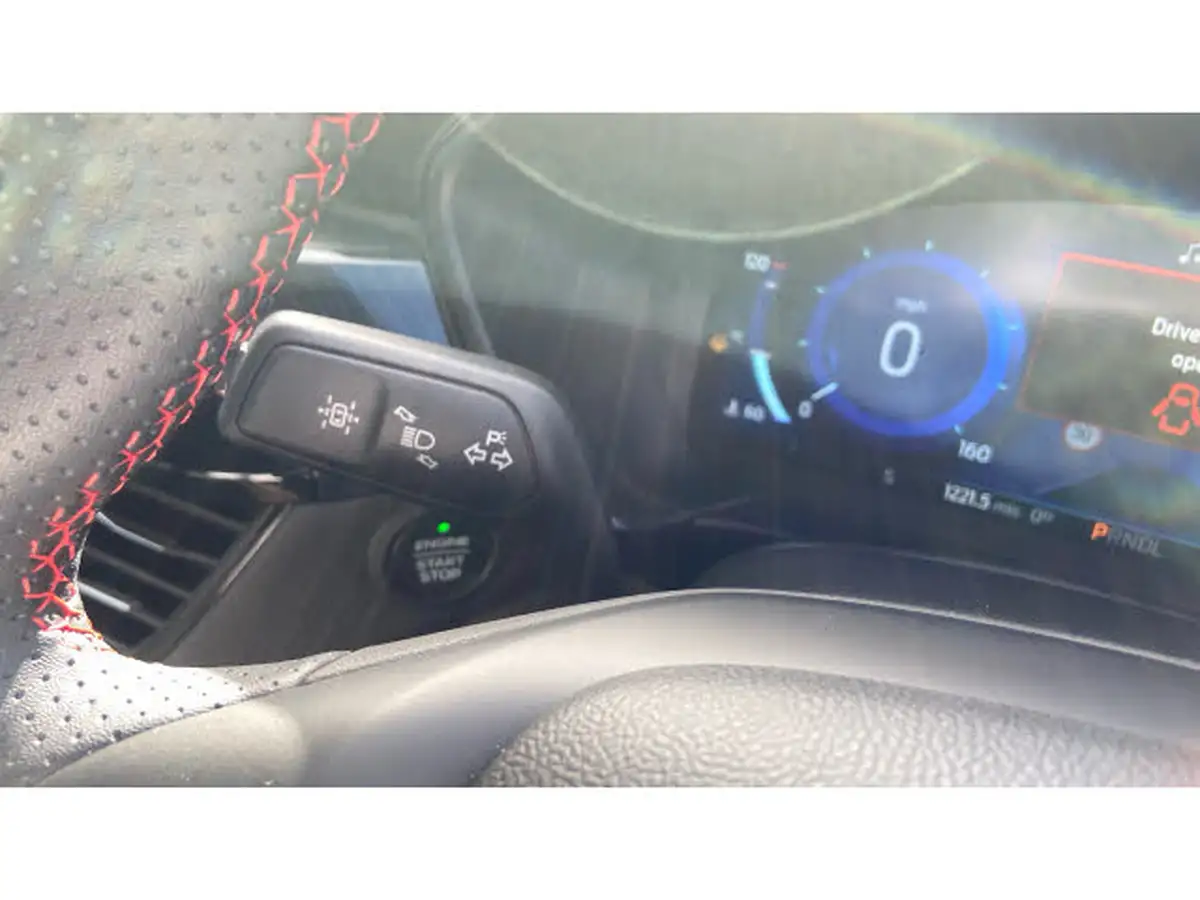 2024-ford-kuga-25t-graphite-tech-edition-225ps-phev-big-39