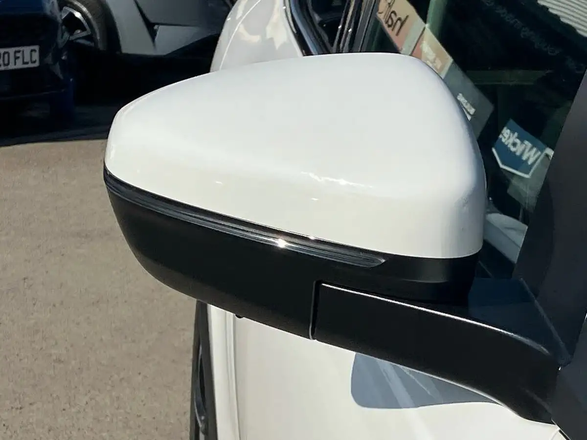 2022-citroen-c5-aircross-12-puretech-shine-ss-eat8-big-33