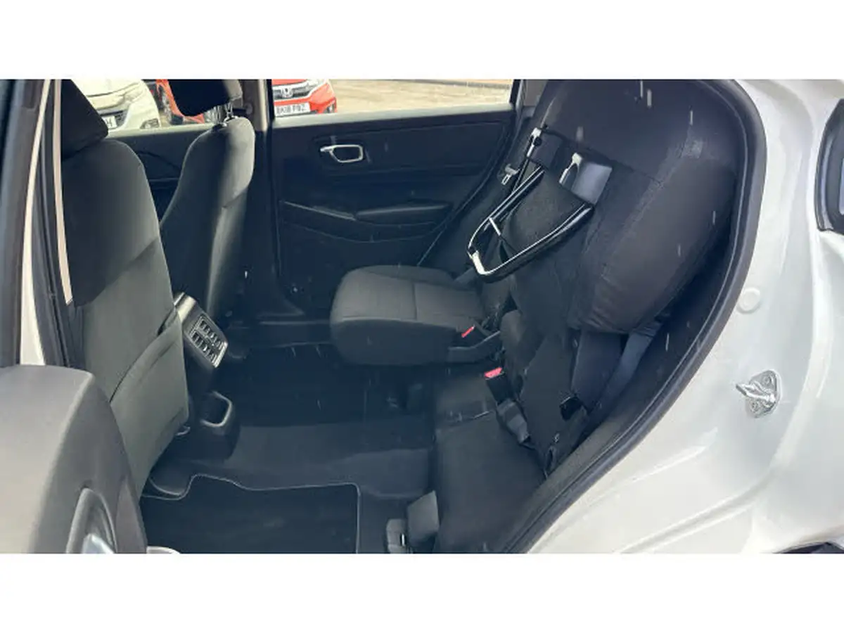 2023-honda-hr-v-15-i-mmd-elegance-big-16