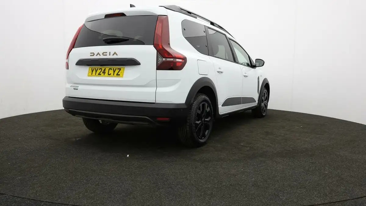 2024-dacia-jogger-16-tce-extreme-big-1