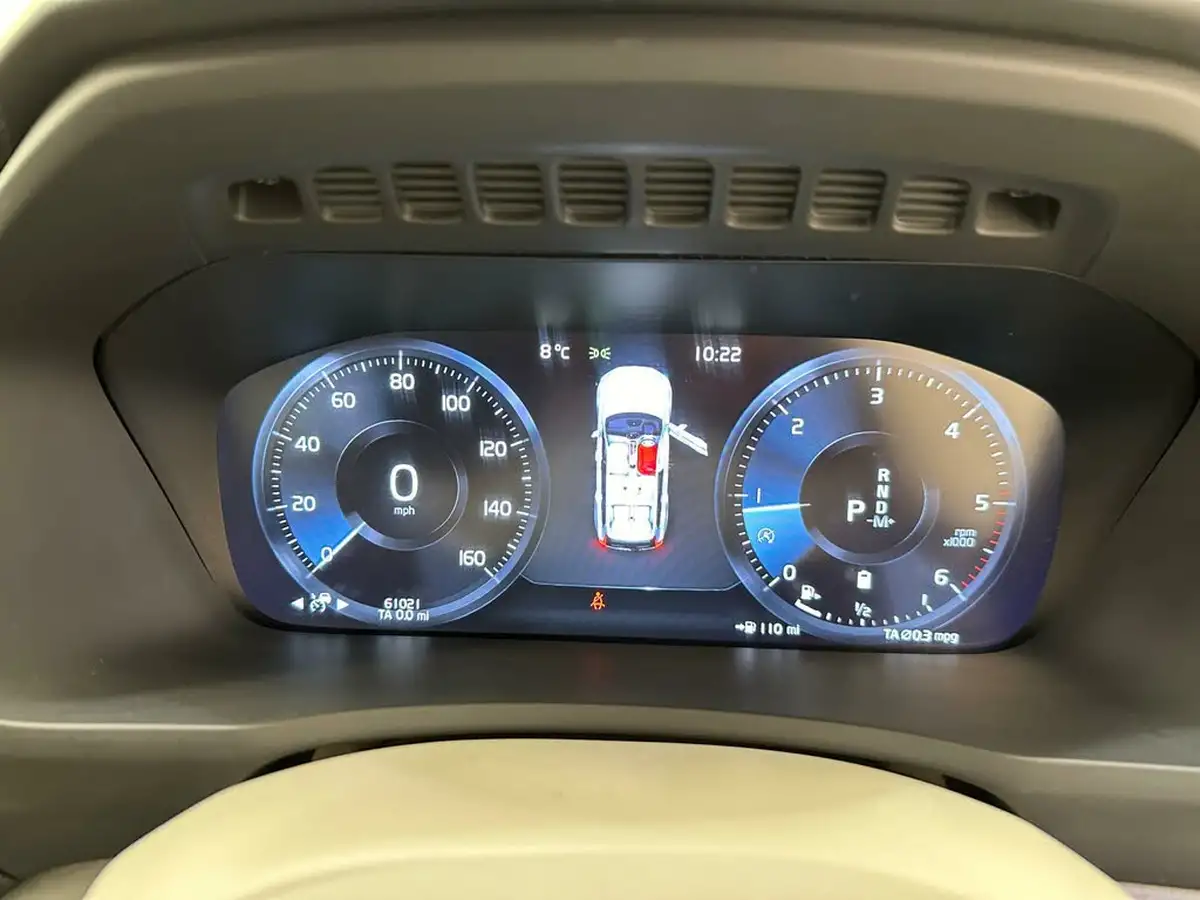 2020-volvo-xc90-20td-b5-momentum-pro-big-14