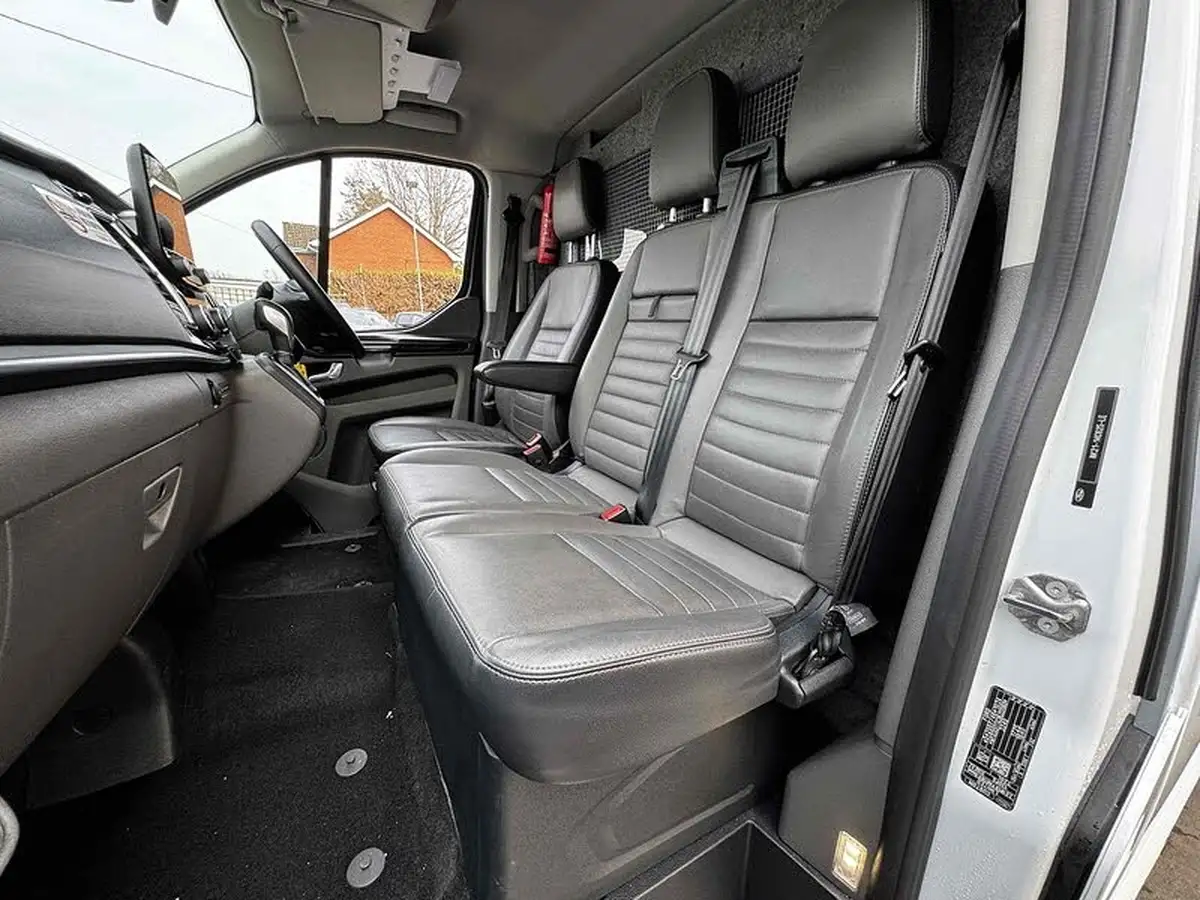 2023-ford-tourneo-custom-20tdci-320-l1-zetec-130pseu6dt-bus-8-seats-1997cc-auto-big-29