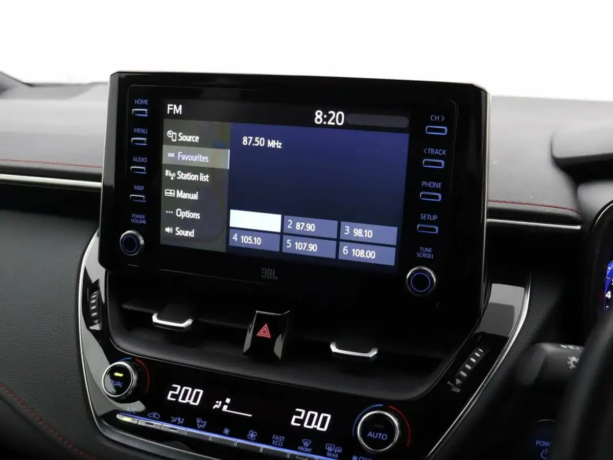 2019-toyota-corolla-20-vvt-i-excel-trk-hatchback-big-33