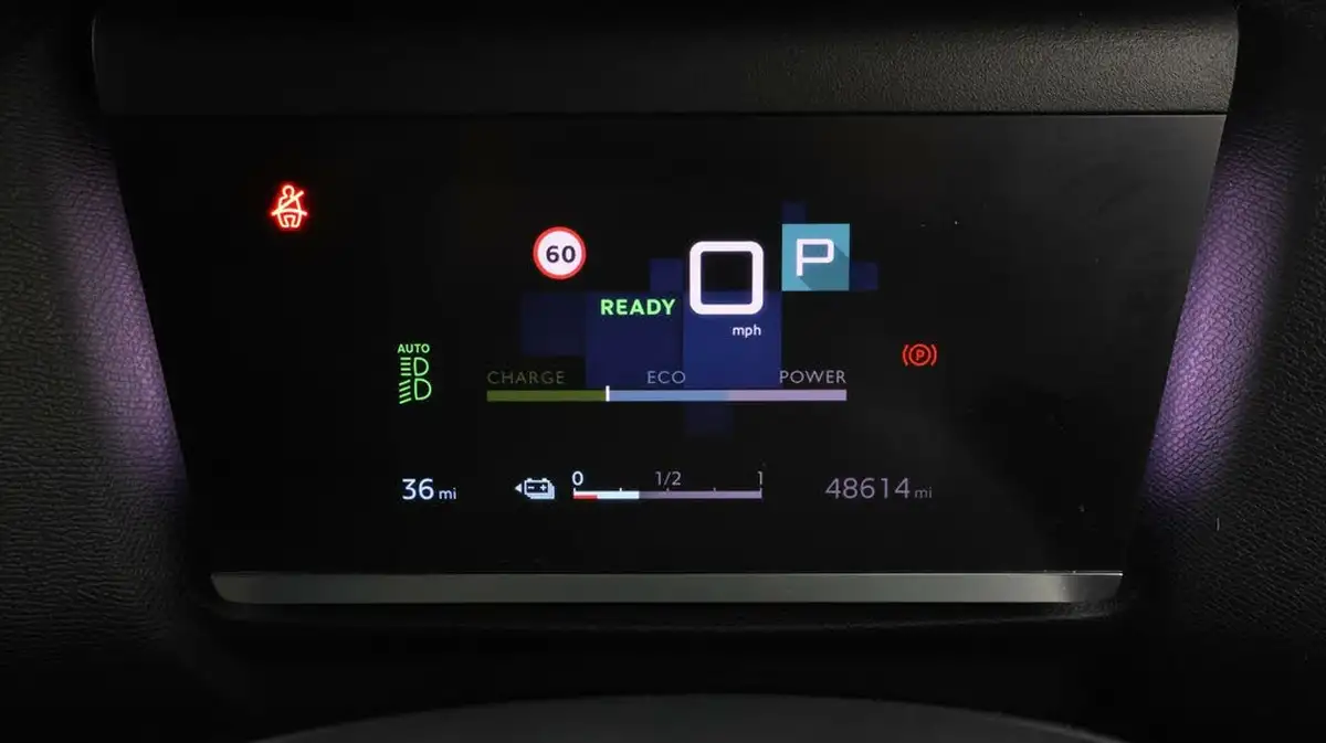 2021-citroen-c4-e-shine-plus-big-9