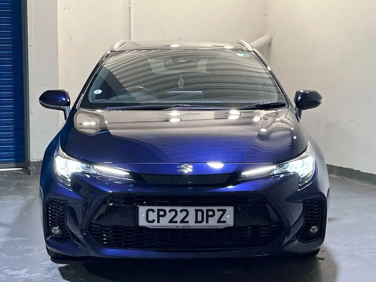 2022-suzuki-swace-18-sz-t-big-1