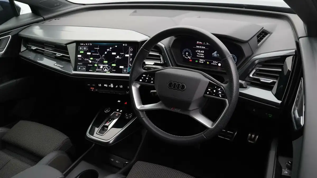 2023-audi-q4-e-tron-40e-s-line-station-wagon-big-9