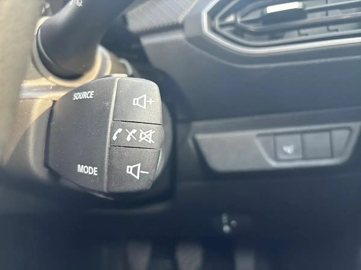 2023-dacia-jogger-10-tce-essential-big-36