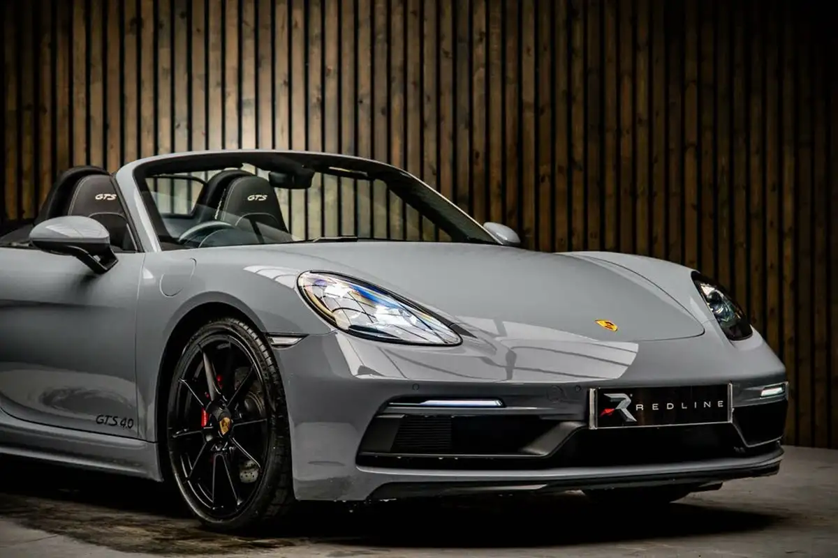 2024-porsche-boxster-718-40-boxster-gts-40-big-12
