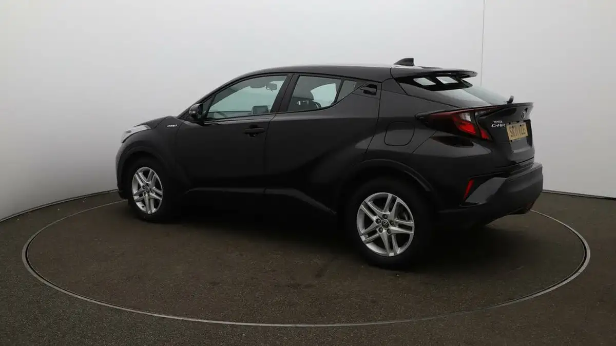 2022-toyota-c-hr-18-vvt-i-icon-big-35