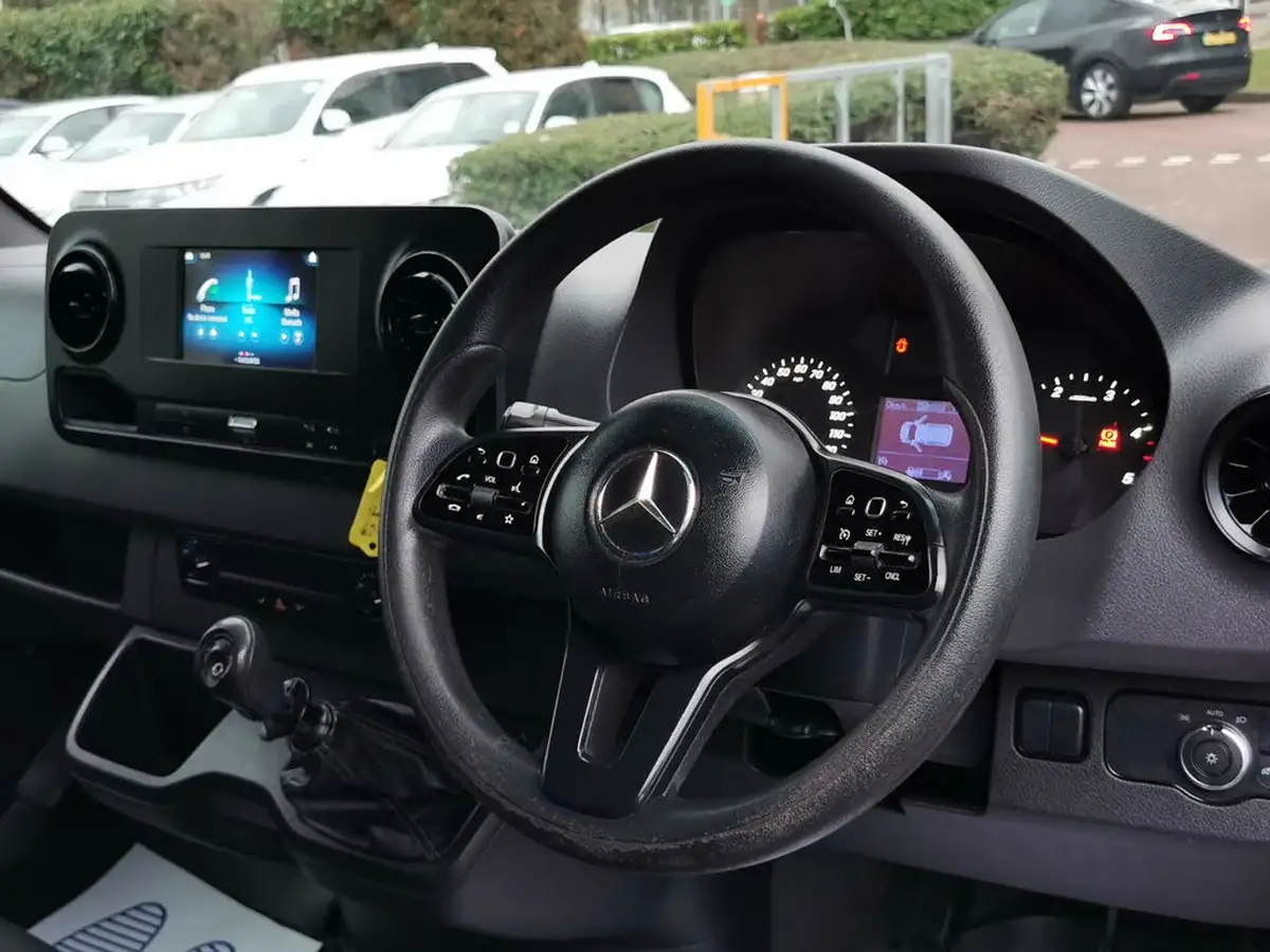 2019-mercedes-benz-sprinter-21cdi-314-l2h1-143pseu6c-panel-van-rwd-eco-gear-360-big-8