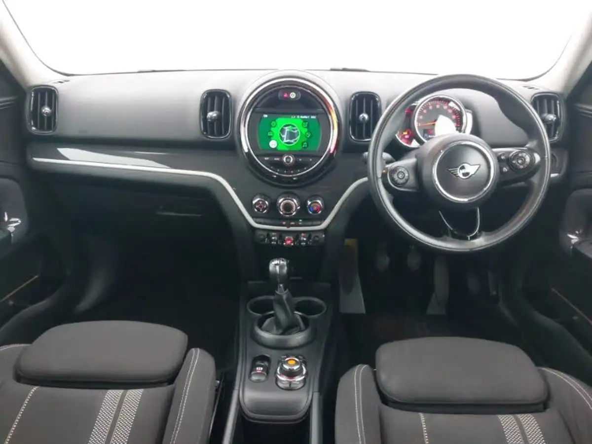 2019-mini-countryman-20-cooper-s-classic-big-2