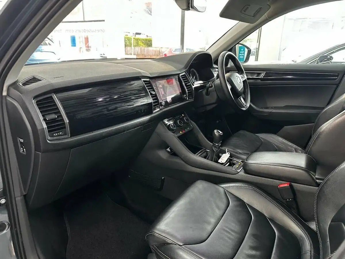 2017-skoda-kodiaq-14-tsi-edition-4x4-5-seatsss-big-25