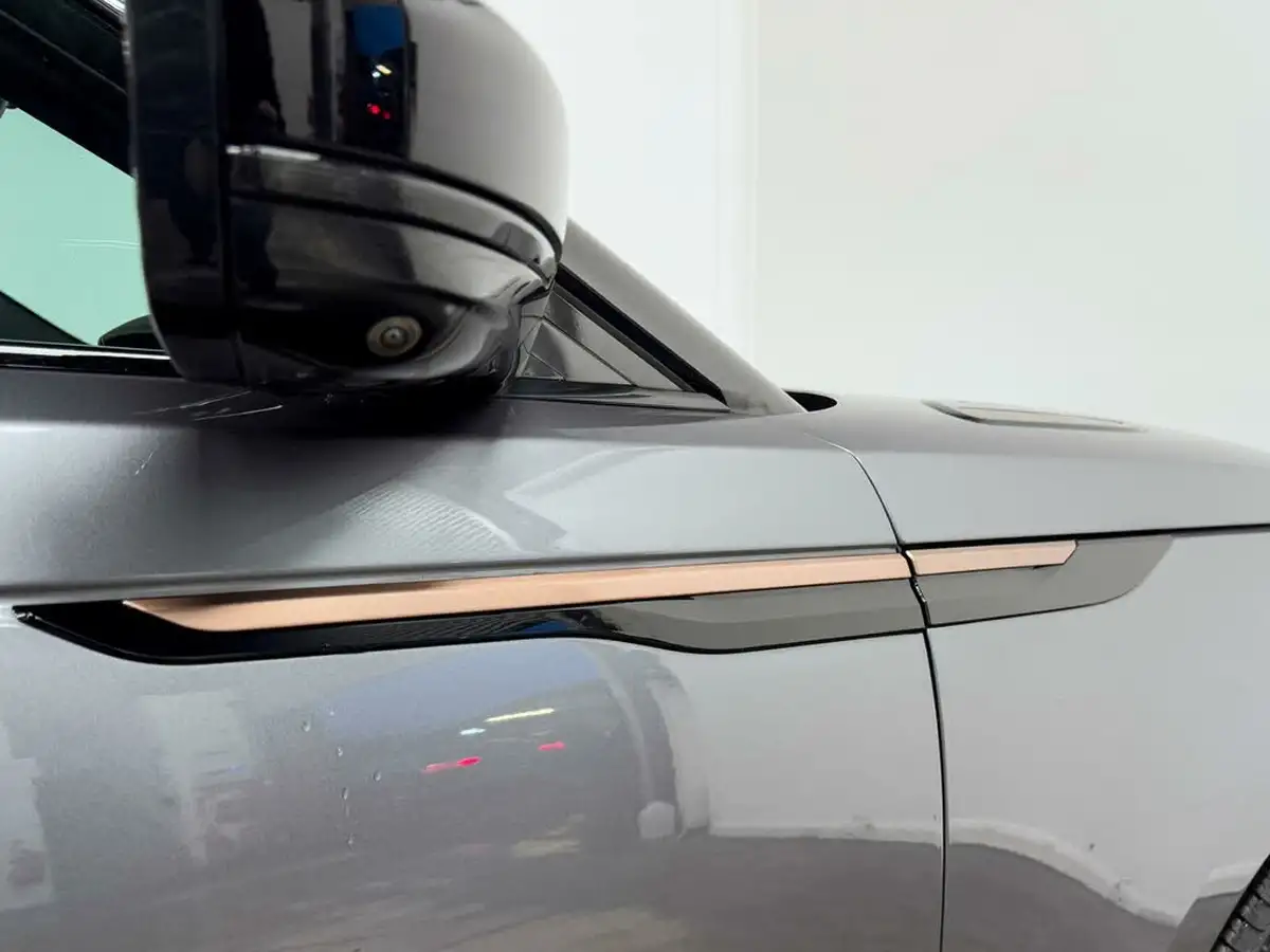 2021-land-rover-range-rover-velar-20-p400e-r-dynamic-hse-big-21