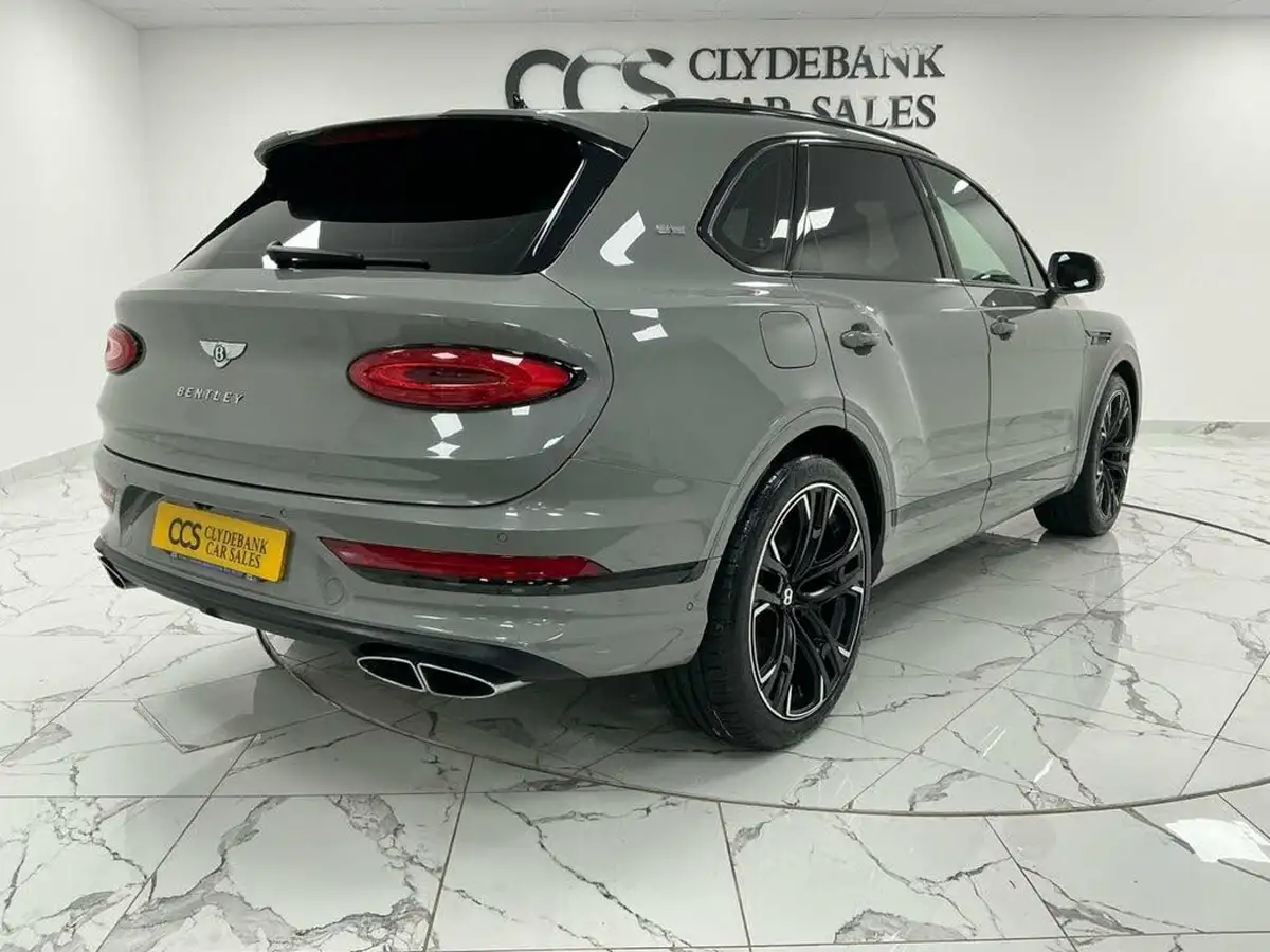 2021-bentley-bentayga-40-v8-big-3