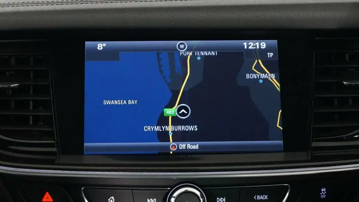2018-vauxhall-insignia-sports-tourer-15-turbo-sri-vx-line-nav-big-13