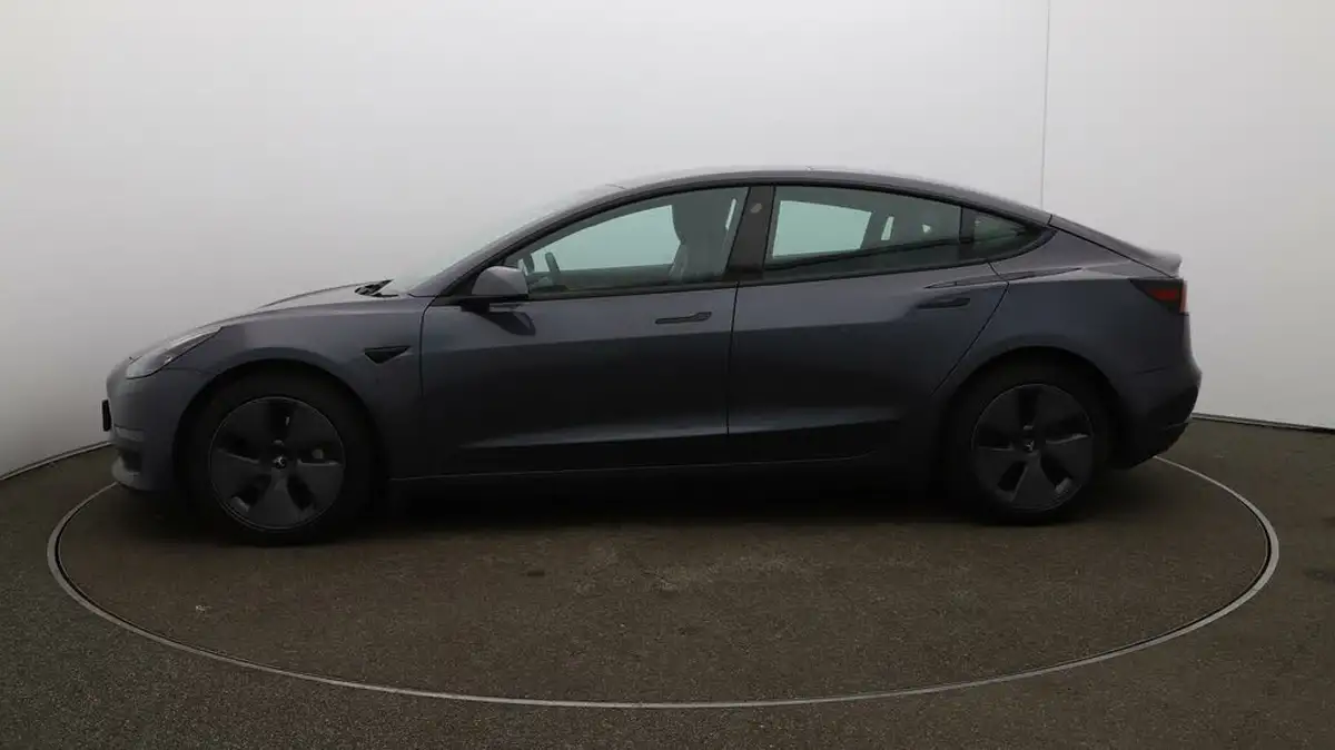 2021-tesla-model-3-e-long-range-awd-big-63