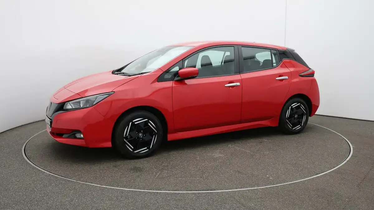2022-nissan-leaf-e-acenta-39kwh-big-57