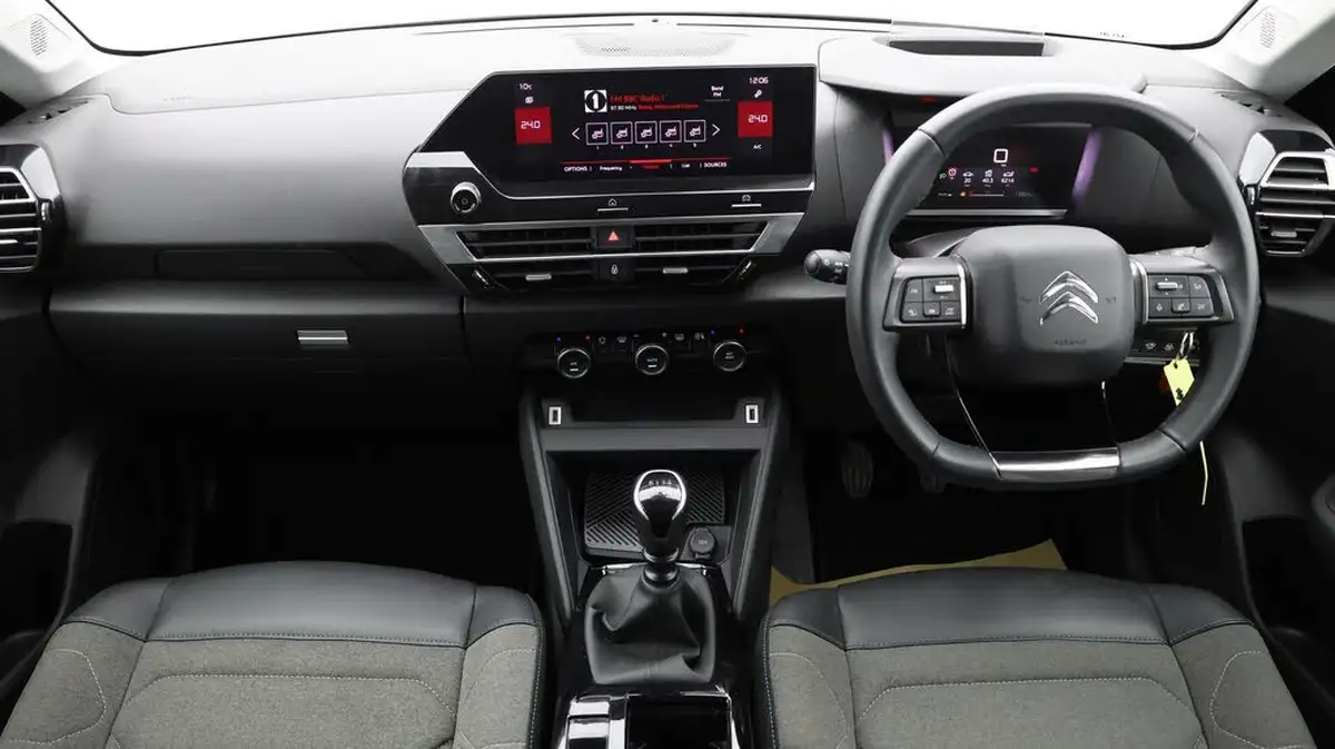 2021-citroen-c4-12-puretech-sense-plus-big-12