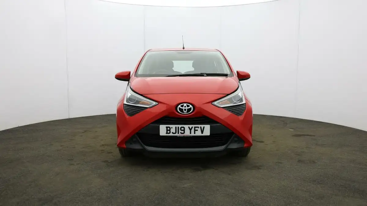 2019-toyota-aygo-10-vvt-i-x-play-big-39