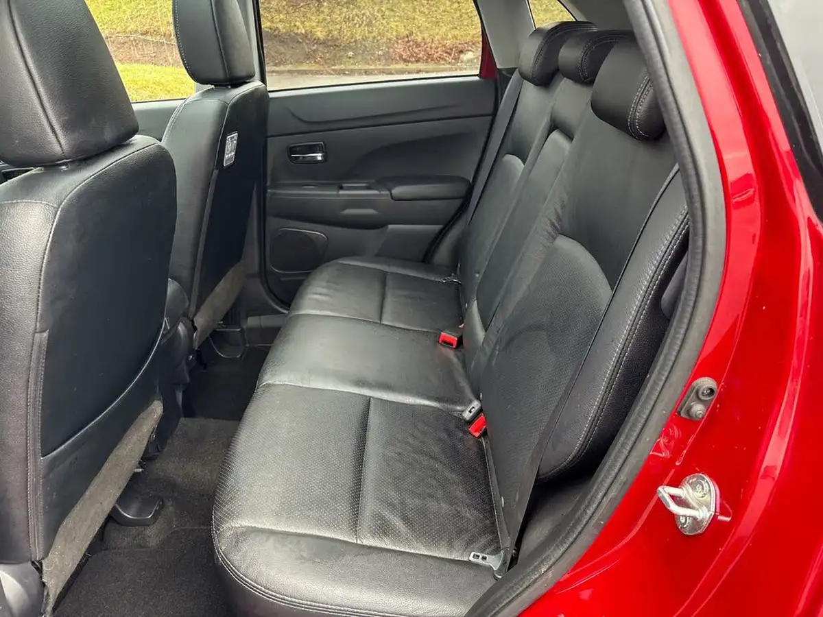 2015-mitsubishi-asx-22di-d-zc-h-big-25