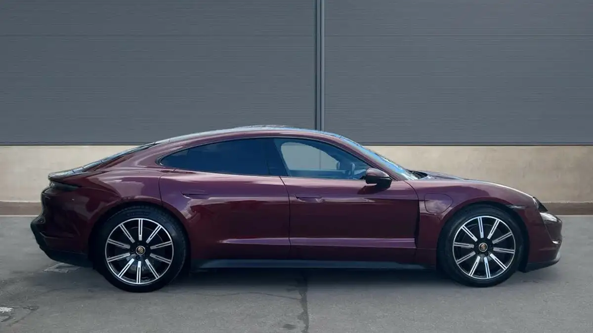 2021-porsche-taycan-e-4s-571ps-performance-battery-plus-big-4